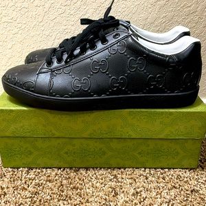 GUCCI MEN'S ACE GG EMBOSSED SNEAKER